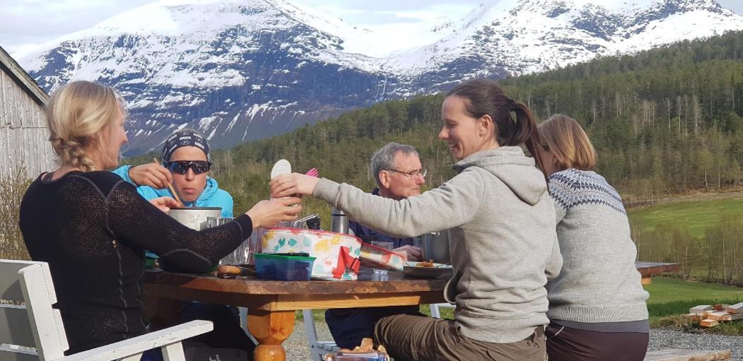 Heggjabygda Gjestegard, Nordfjordeid Bagian luar foto